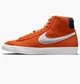 Кроссовки мужские Nike Blazer Mid 77 41 Оранжевый DC3433-800 - изображение 1