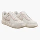 Кроссовки мужские Nike Air Force 1 Luxe 41 Белый DD9605-100 - изображение 5