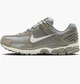 Кроссовки мужские Nike Zoom Vomero 5 45.5 Серый HF1553-002 - изображение 1