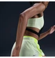 Шорты женские Nike Run Nvlt Green M Зеленый HJ2234-701 - изображение 4