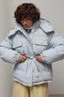 Стьобана куртка з поясом та капюшоном - сірий колір, ONE SIZE - зображення 5