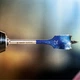 Набор из 7 сверл BOSCH для деревообработки: плоскосплавное и трехточечное сверло, 16/18/20/22/25/32 мм + удлинительный стержень 152 мм. - изображение 5
