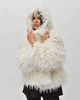 Шуба жіноча зі штучного хутра X-Woyz LS-8959-36 59778 ONE SIZE молочний - зображення 5
