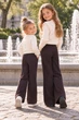 Мікровельветові штани «Cozy Flare» Kiddo Шоколад розмір 128 (KIDDO-3BA34E62A5474A3FB1D510C3225CE766) - зображення 2
