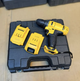 Аккумуляторная дрель-шуруповерт DeWALT DCD791 24 В 5 А·ч 42 Нм 2 АКБ Набор инструментов бит сверл головок LED в пластиковом кейсе - изображение 6