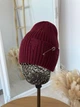 Трендова в’язана шапка рванка з рваним декором та булавкою JOY KNIT бордова - зображення 2