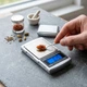 Вага ювелірна електронна Adler AD 3168 цифрова до 100 г точність 0,01 г з LCD-дисплеєм та функцією тари - зображення 6
