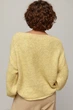 Мохеровый джемпер oversize с широкой горловиной цвет кремовый размер ONE SIZE FL_003577 - изображение 2