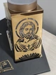 Золотая лампадка с Иисусом на солнечной батарее на кладбище, лампадка солнечная на подставке, имитация пламени - изображение 2