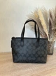 Женская сумка Coach Crossbody Tote Bag черная, сумка-тоут Коач через плечо, сумочка Коуч с регулируемым ремнем - изображение 5