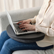 Подставка для ноутбука IKEA ÖJULF 52х38 см столик подушка для ноутбука тёмно-серый ИКЕА 605.563.22 - изображение 3