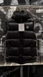 Чоловіча жилетка Moncler Maya з капюшоном матова чорна XL 4462 - зображення 1