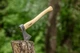 Универсальный топор Neo Tools Bushcraft, рукоятка ясень, 34.5 см, 400 г, кожаный чехол. - изображение 5
