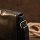 Мужская кожаная сумка через плечо для документов из натуральной кожи флотар, вертикальная, средняя, черная 57156 - изображение 9