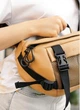 Большая женская поясная сумка бананка из экокожи Sambag DynamicDart бежевая 60521 - изображение 3