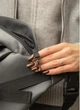 Большая женская поясная сумка бананка из экокожи городская Sambag DynamicDart, графитовая 60504 - изображение 6