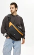 Чоловіча сумка-бананка під ноутбук Sambag Urban Laptop чорно-оранжева текстильна кросс-боді сумка для ноутбука до 14″ 51940 - зображення 2