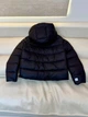 Max Mara – женский пуховик с капюшоном черного цвета, М - изображение 9