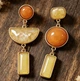 Жіночі сережки асіметрічні підвіски Fashion jewelry Айворі помаранч - зображення 4