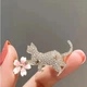 Брошь кошка, кот с цветком в стразах, 2162 - изображение 3