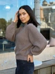 Женский свитер вязаный оверсайз Raglan Sweater темно-бежевый One Size - изображение 4