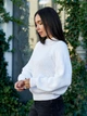 Женский свитер вязаный оверсайз Raglan Sweater белый One Size - изображение 7