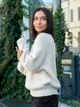 Жіночий светр в'язаний оверсайз Raglan Sweater бежевий One Size - зображення 7
