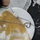 Серебряное колье с натуральным перлами, фианитами, вес изделия 2,35 гр (2215424) - изображение 4