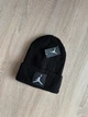 Зимняя мужская шапка Nike Air Jordan для зимы, теплая вязаная шапка найк Джордан с логотипом, универсальный размер One Size черный цвет DRE010 - изображение 2