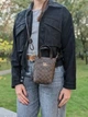 Женская мини сумка Coach для телефона, кроссбоди через плечо - изображение 4