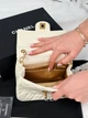 Сумка Chanel Mini Classic Flap у ніжному кремовому кольоріРозмір: 17 × 12 см - изображение 7
