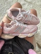 Кросівки жіночі NB 9060 Pink Beige рожеві кросівки на кожен день розмір 40 довжина стопи 25 см - изображение 6