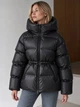 Куртка женская Lady Yep 30390 пуффер с капюшоном и затяжкой на талии 46 черная - изображение 1