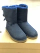Жіночі уггі Середні Замшеві Сині з Бантами UGG Bailey Bow II Navy Suede (36, синій) - изображение 11