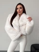 Женская шуба Cropped укороченная с отложным воротником свободного кроя белая 42-48 - изображение 1