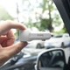 Автомобильное зарядное устройство Hoco Z23 2 USB 2.4A Micro-USB белое - изображение 4