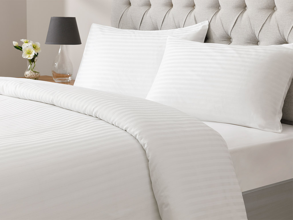 

Набор постельного белья сатиновый English Home White Collection 160х220 см