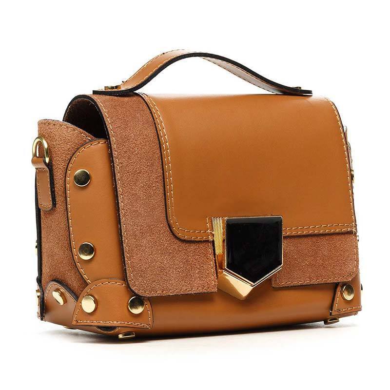 

Женская кожаная сумка-клатч Italian Bags Коньячный