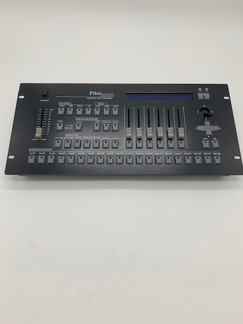 

Световой DMX пульт STLS Pilot 2000