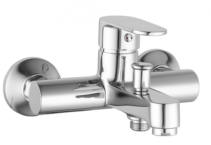 

Смеситель для ванны IMPRESE LESNA 10070