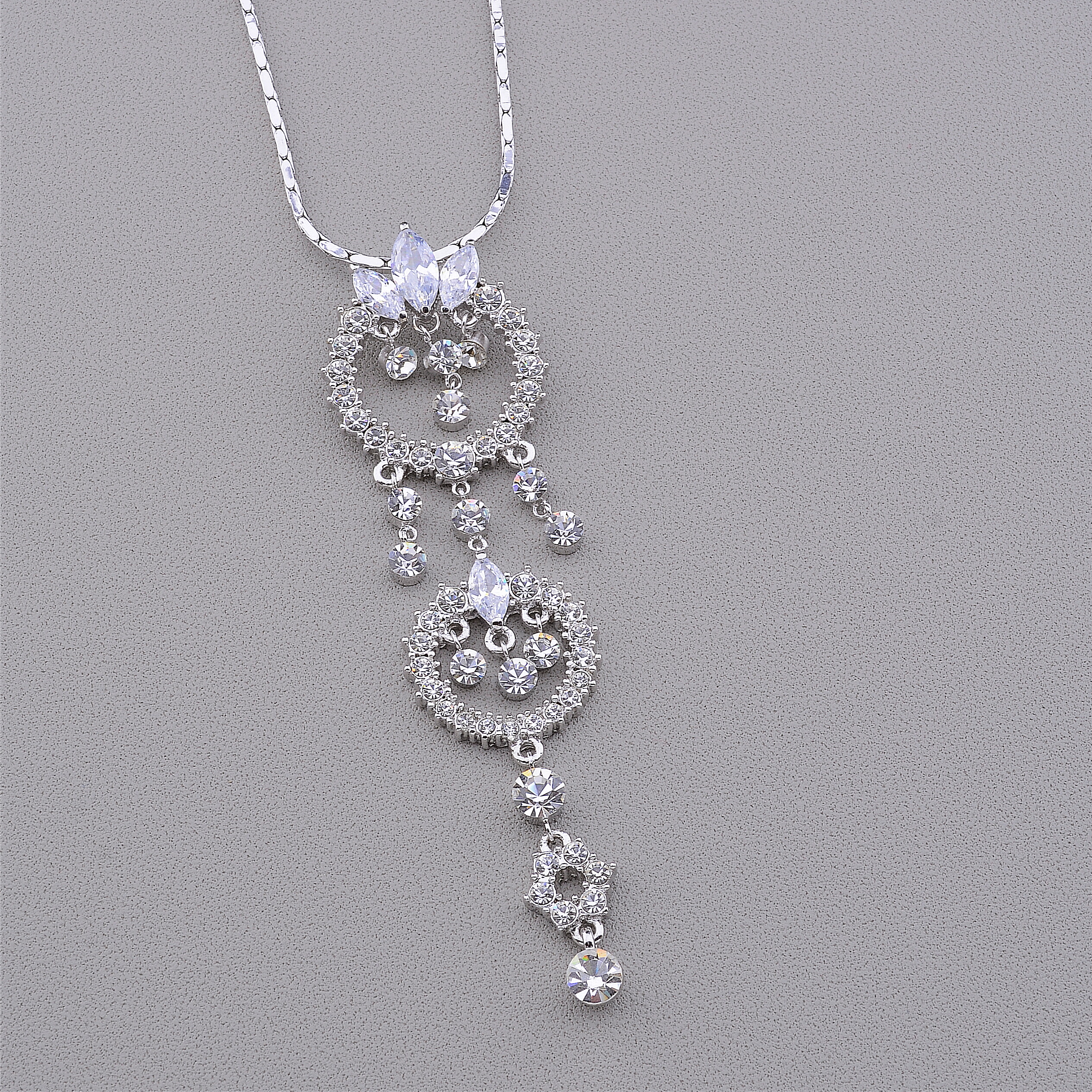 

Подвеска 'Abella' Фианит,Сrystal 47 см. 094202