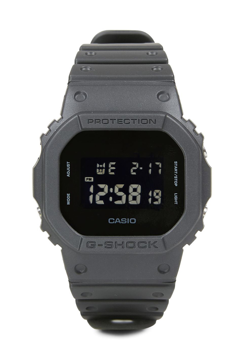 

Часы CASIO DW-5600BB-1ER