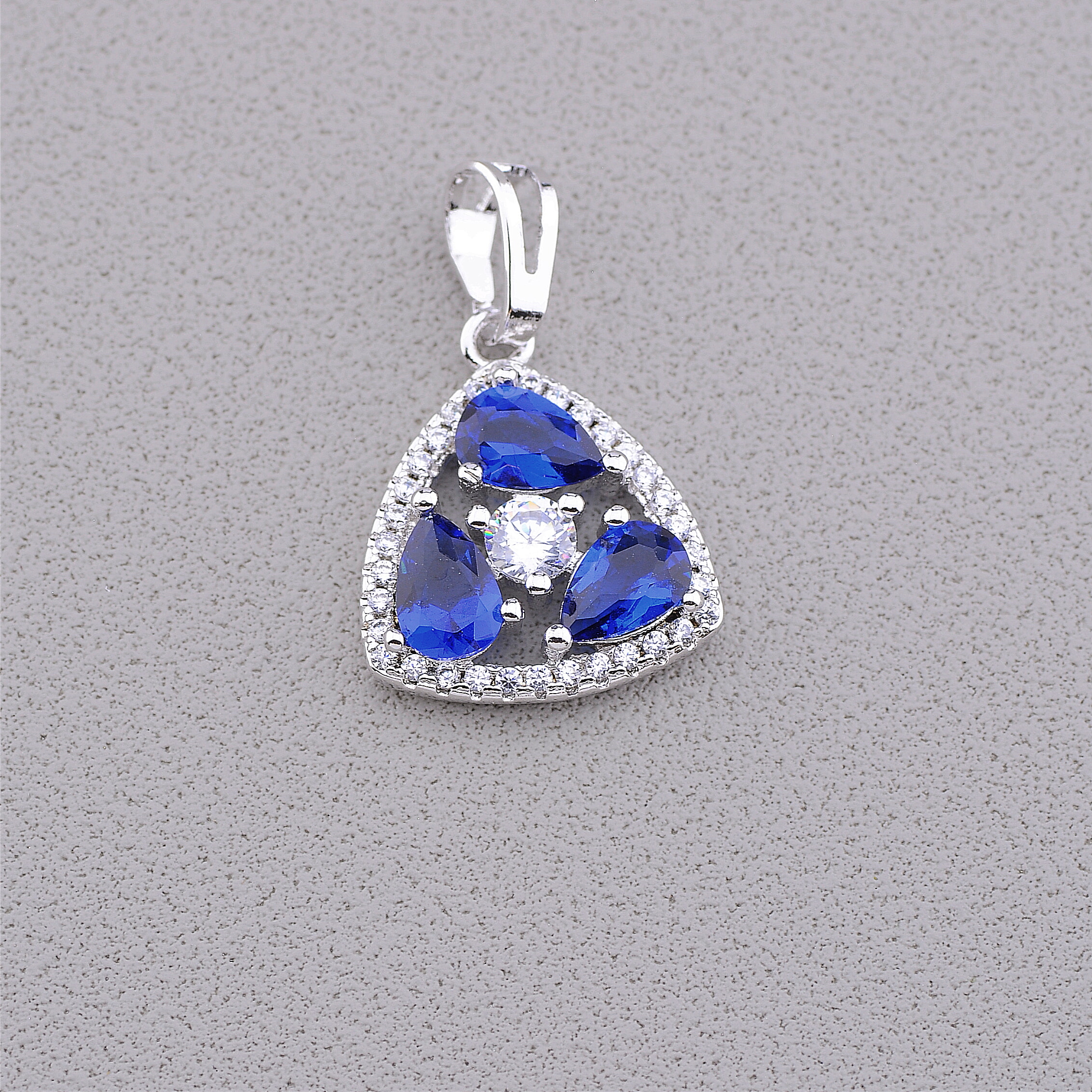 

Кулон 'XUPING' Фианит (родий) 057867