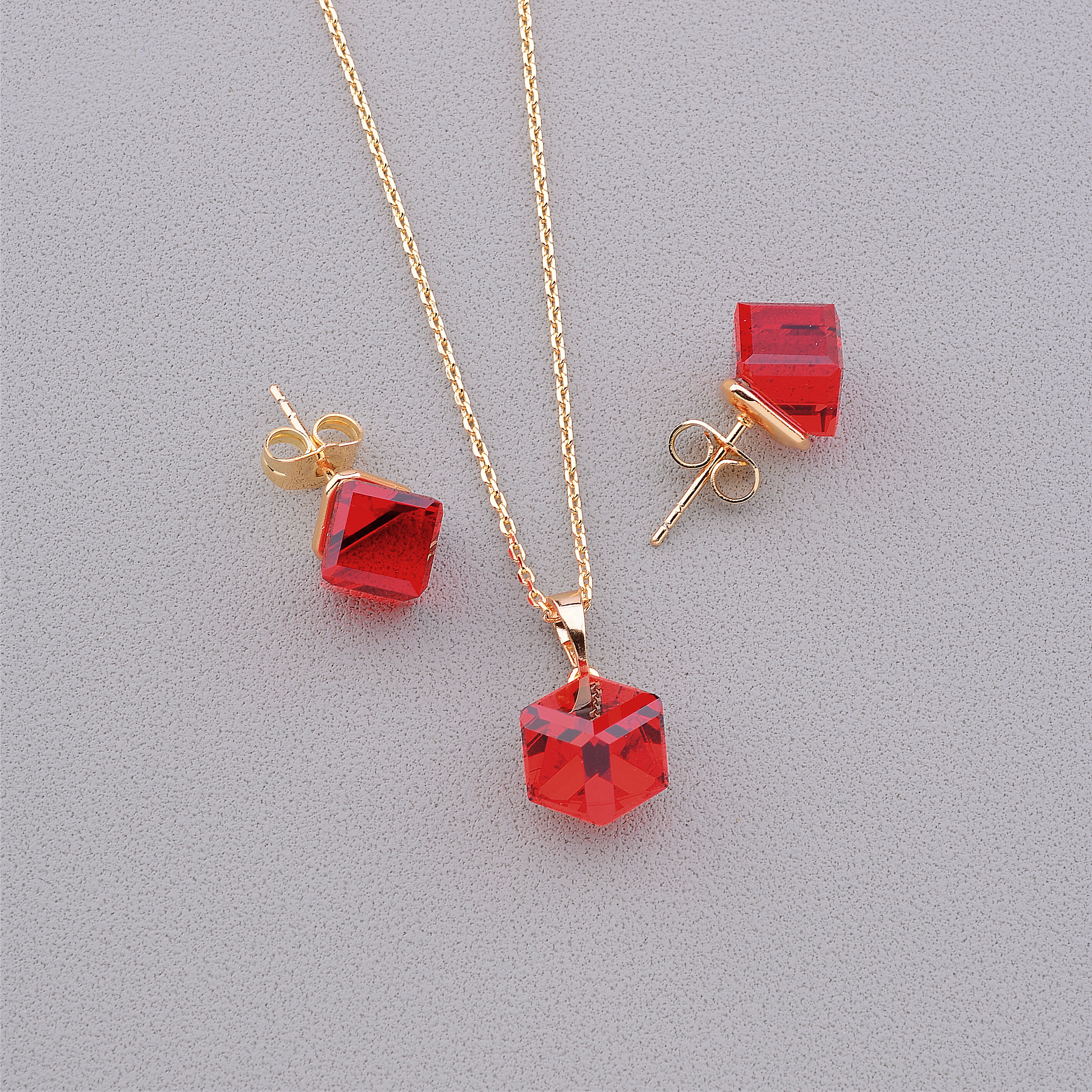 

Подвеска+Серьги 'XUPING' Swarovski 41 см. (позолота 18к) 094811