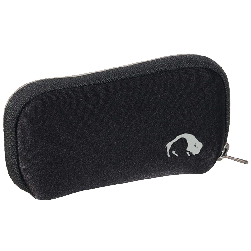 

Чехол Tatonka Neopren Case 4 (13.5х 7х 2.5см), черный 2935.040