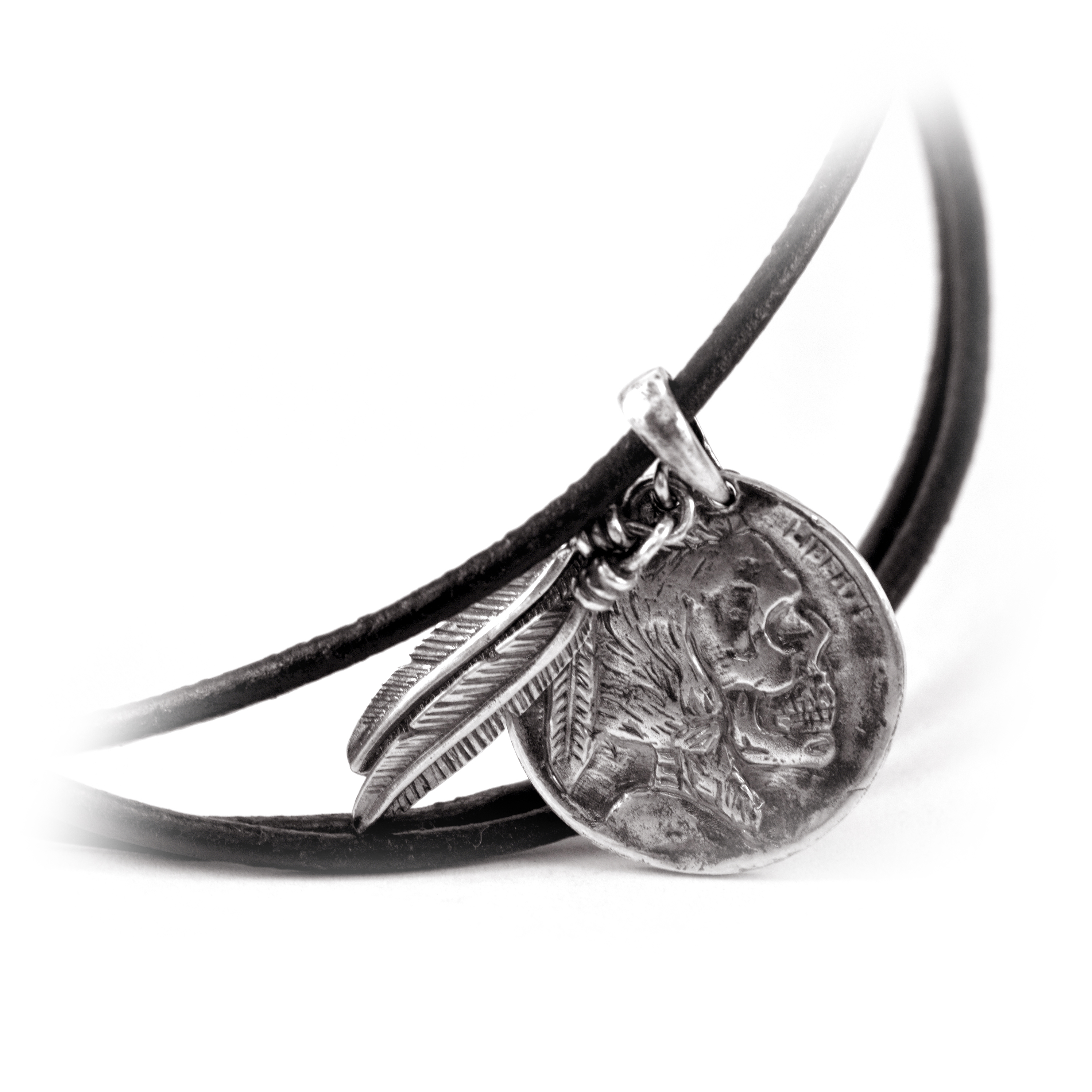 

Серебряный кулон EJ Buffalo EJKL012