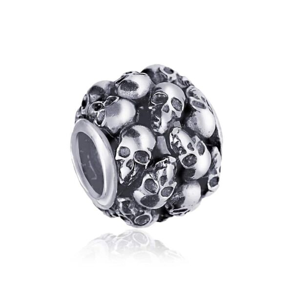 

Серебряная бусина "Skulls"