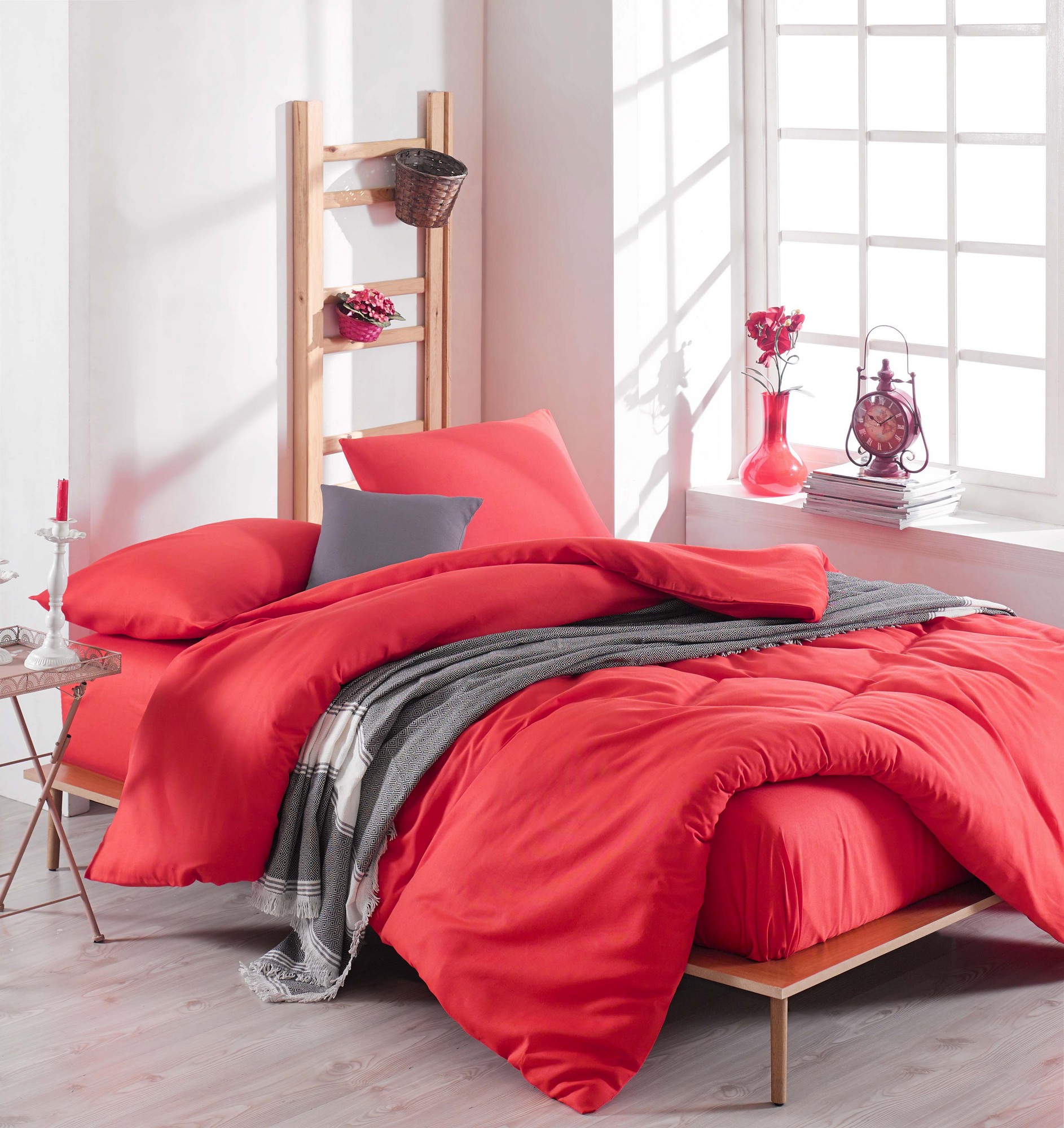 

Комплект постельного белья EnLora Home Красный