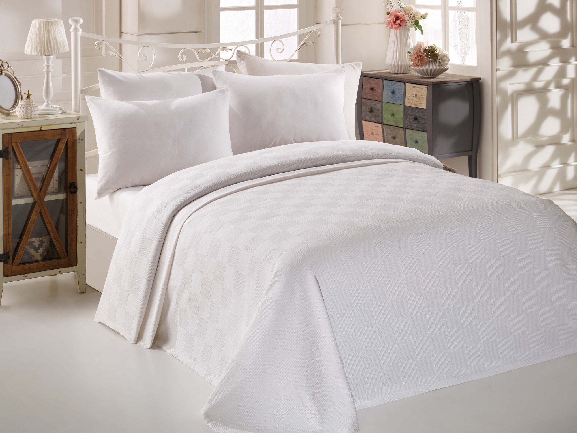 

Комплект постельного белья EnLora Home Белый