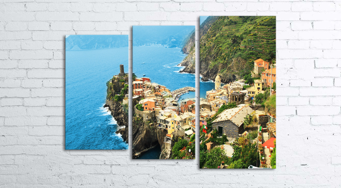 

Модульная картина на холсте 3 в 1 Vernazza. Cinque Terre National Park 80х106 см